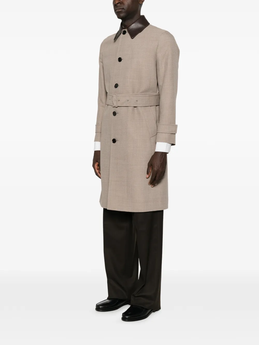 Lardini Jas met contrasterende kraag en ceintuur Beige