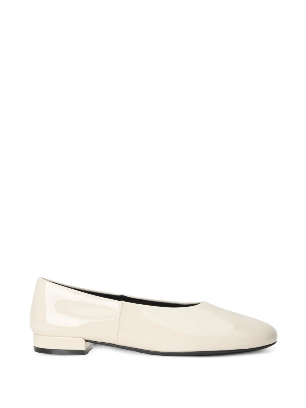Stuart Weitzman Lenny patent leather ballet flats