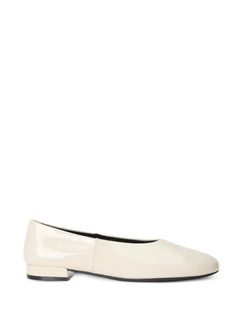 Stuart Weitzman Lenny patent leather ballet flats