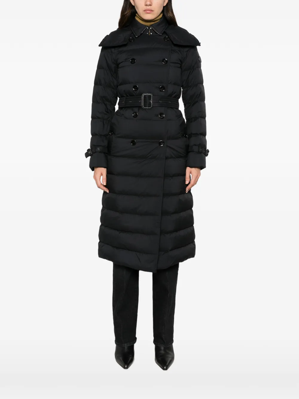 Burberry belted hooded puffer coat Zwart