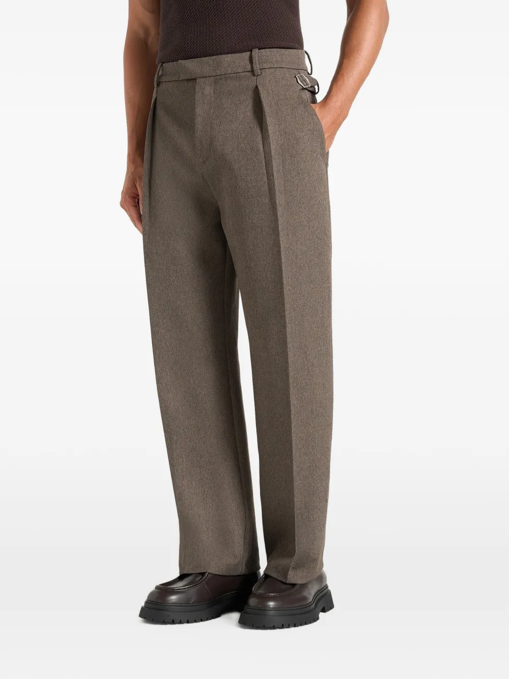 Manière De Voir Dorian - relaxed fit pleated textured tailored trousers - taupe - Marrone