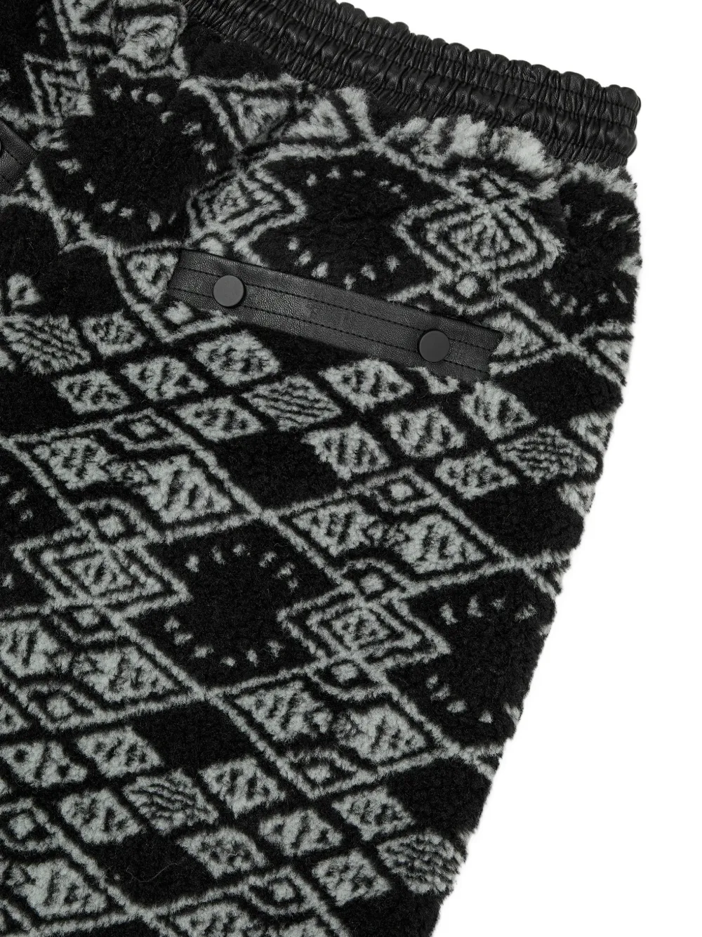 TOMBOY geometric-pattern fleece shorts Zwart