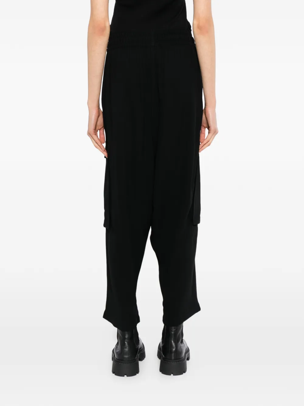 Thom Krom Cropped broek met opgestikte zak Zwart