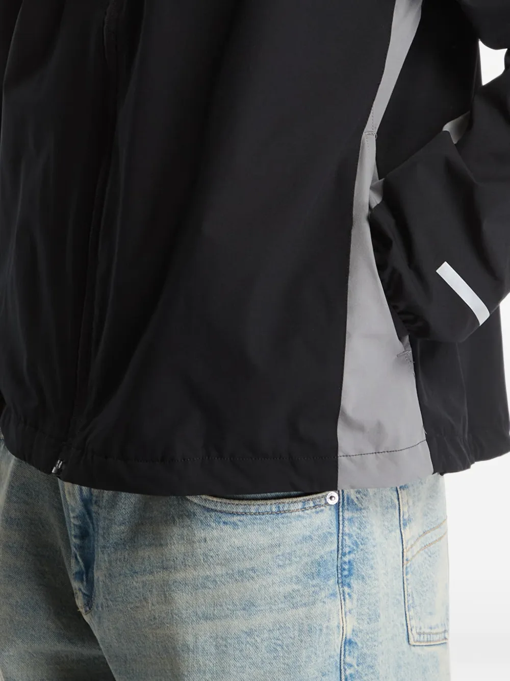 Reebok logo-print lightweight windbreaker Zwart