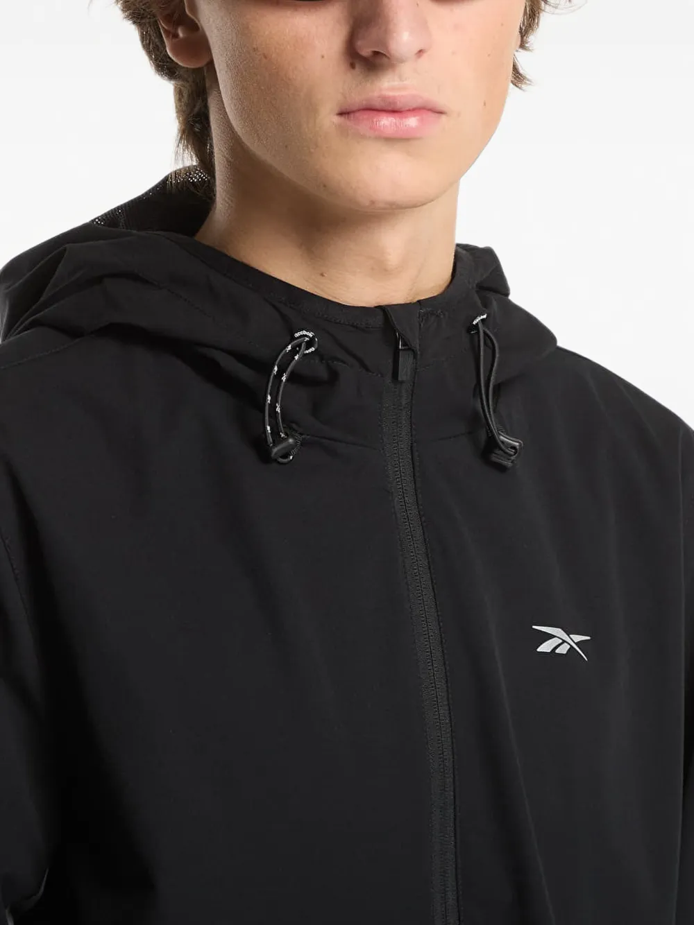 Reebok logo-print lightweight windbreaker Zwart