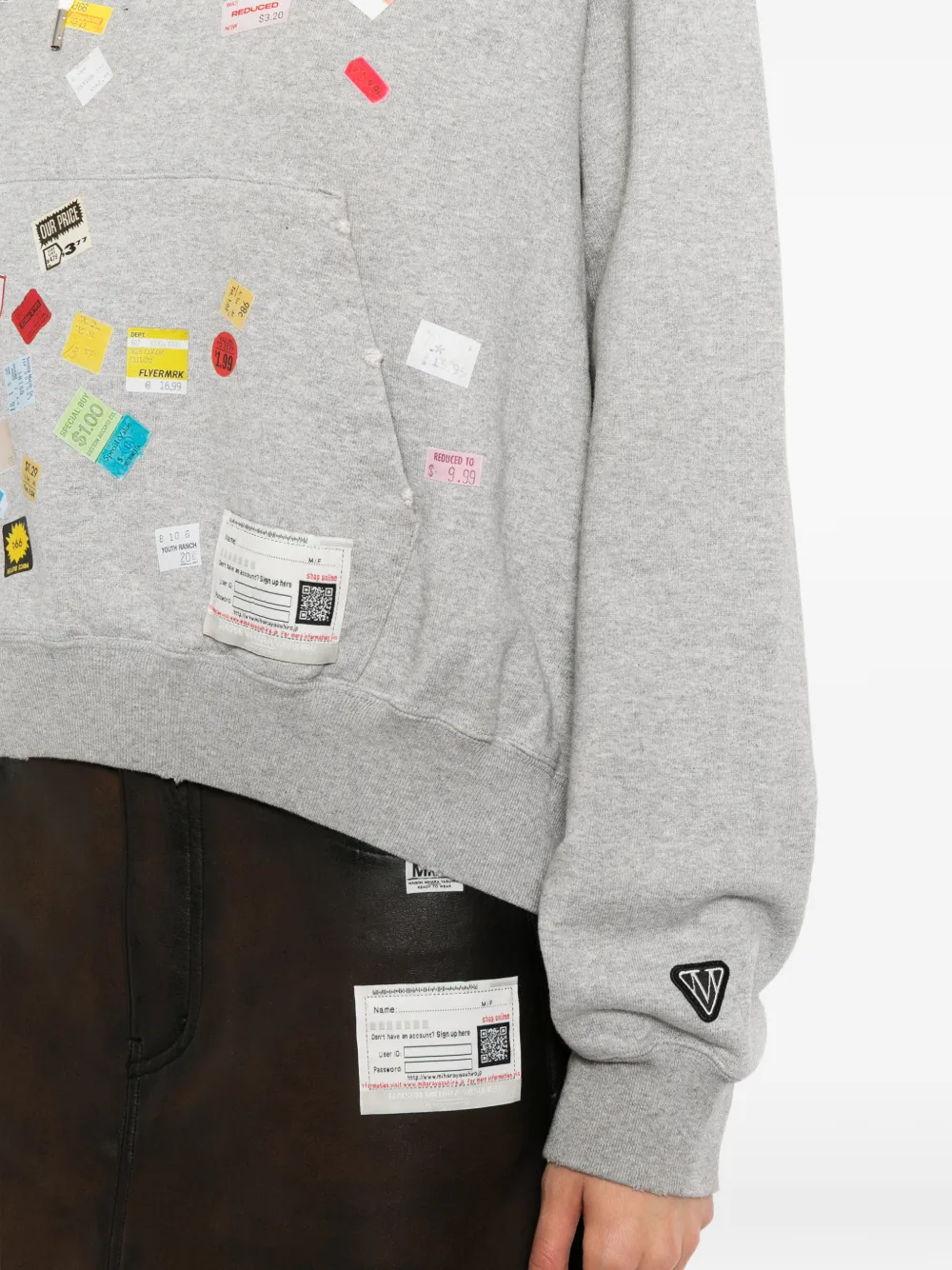 Maison MIHARA YASUHIRO price tag sticker printed hoodie Grijs