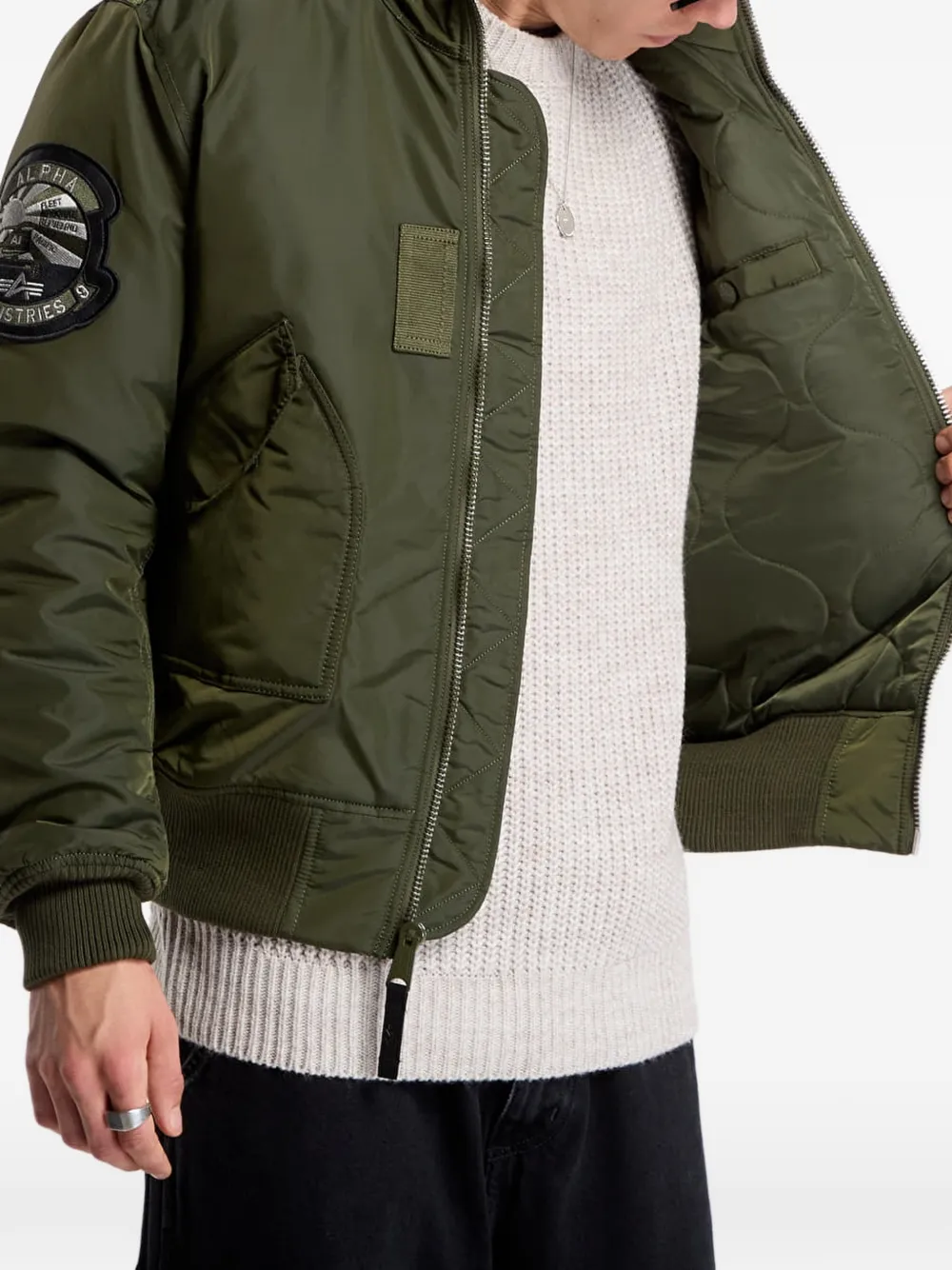 Alpha Industries Engine bomberjack Groen