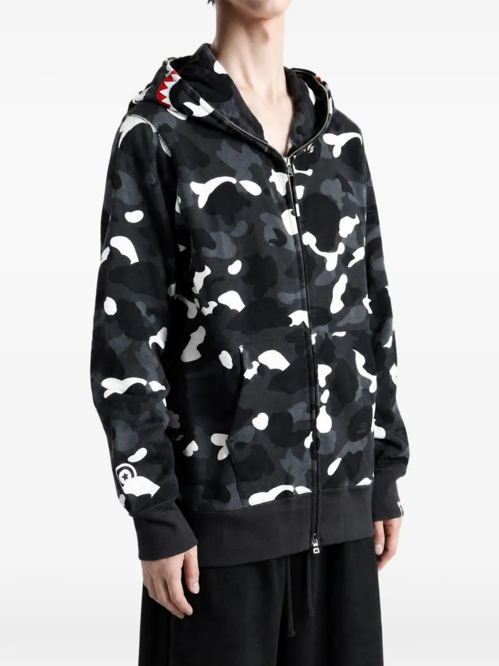 A BATHING APE Hoodie met haaienmotief en camouflage-print Zwart