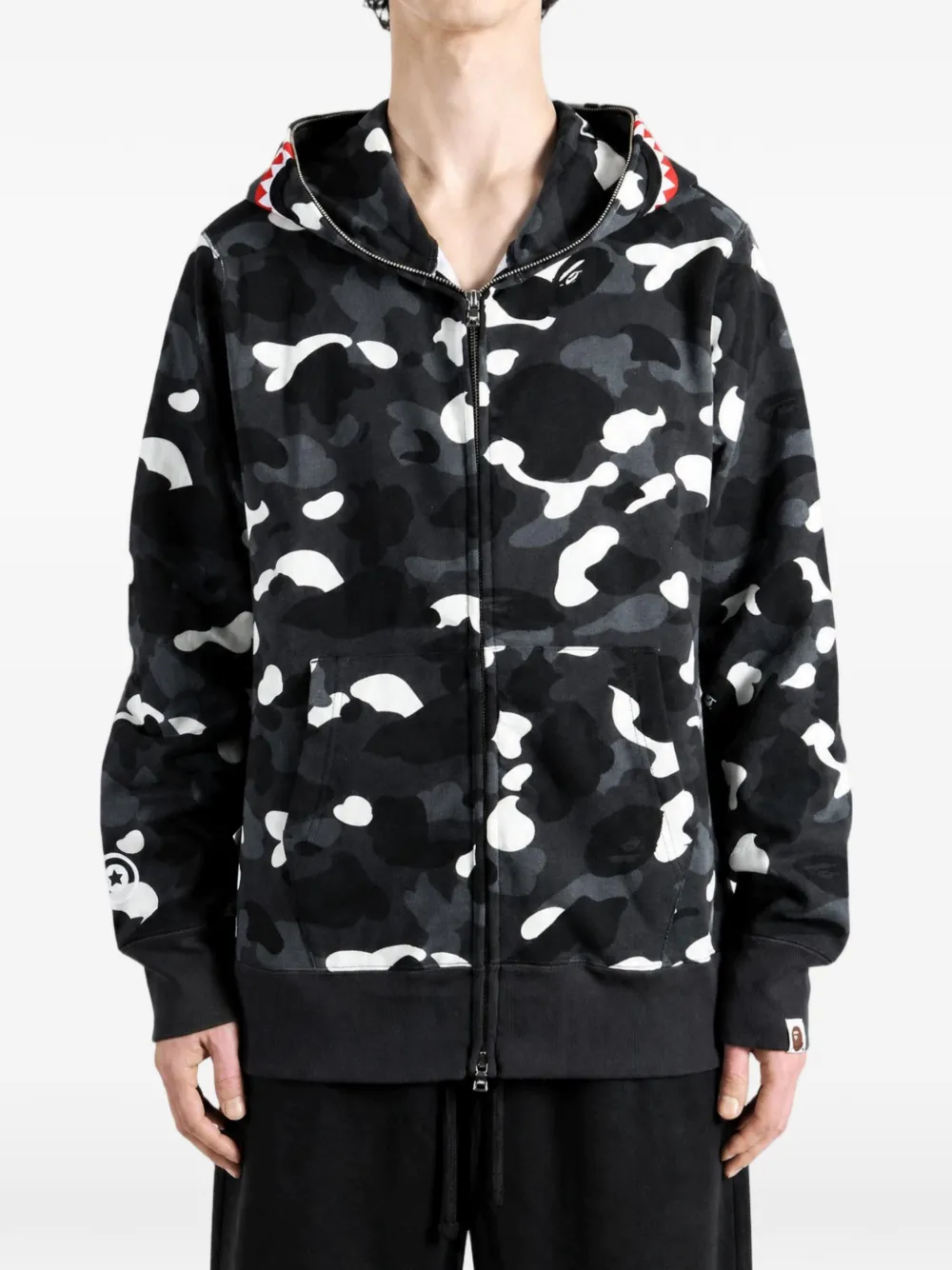 A BATHING APE Hoodie met haaienmotief en camouflage-print Zwart