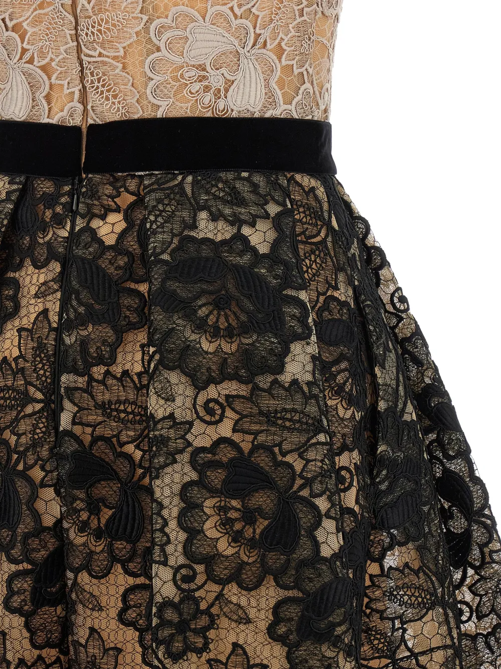 Elie Saab Jurk met bloemenkant Zwart