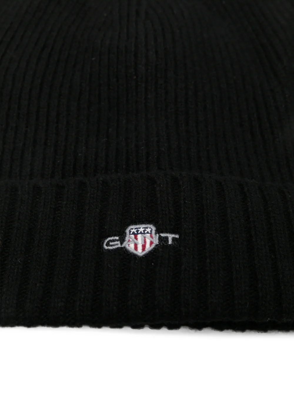 Gant Shield logo-embroidered beanie hat Zwart