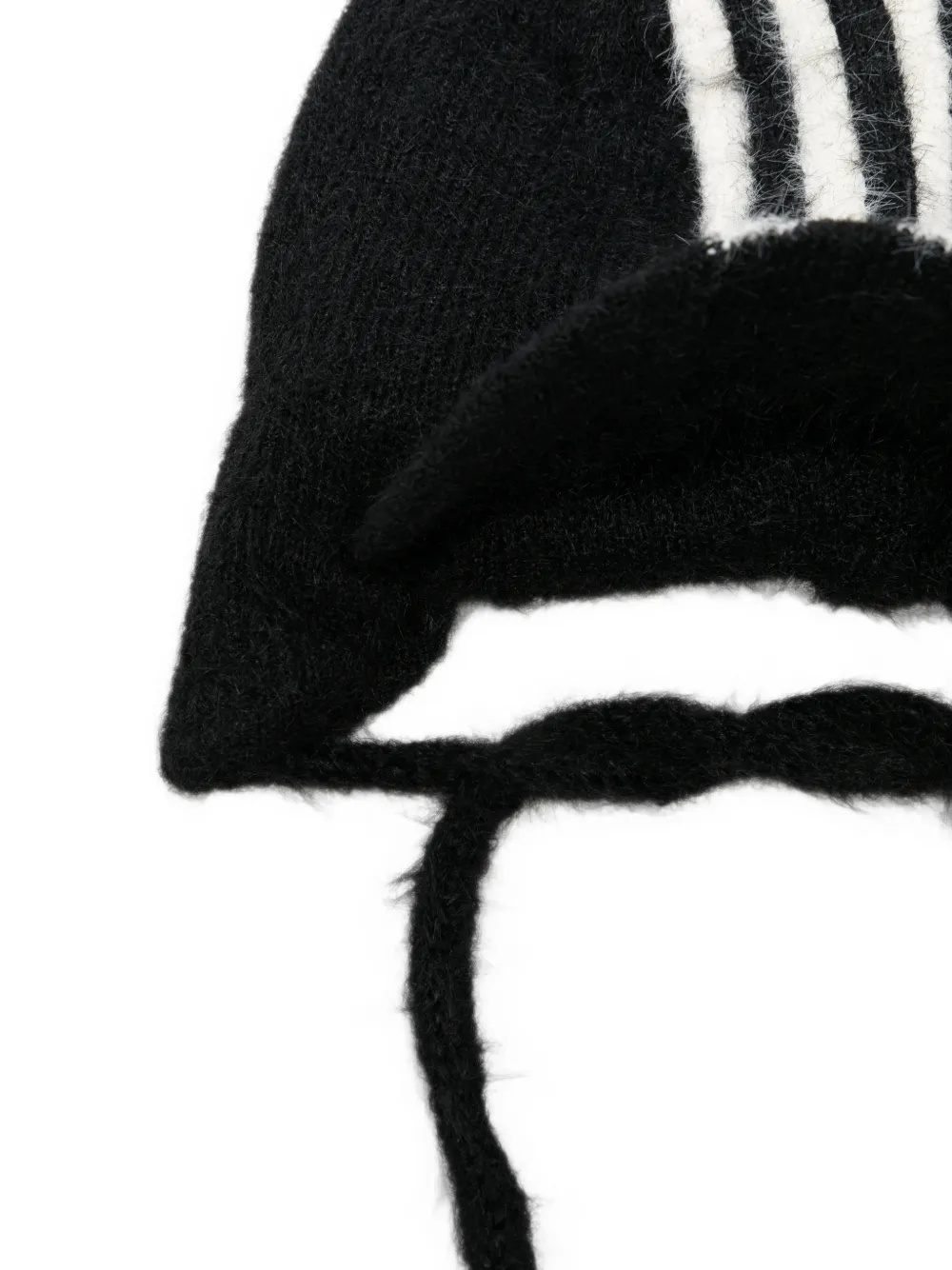 Y-3 Trapperhoed met streepdetail Zwart