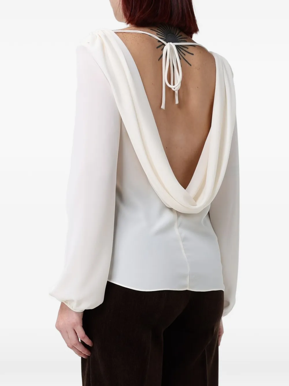 Hanita Blouse met lange mouwen en diepe hals aan de achterkant Wit