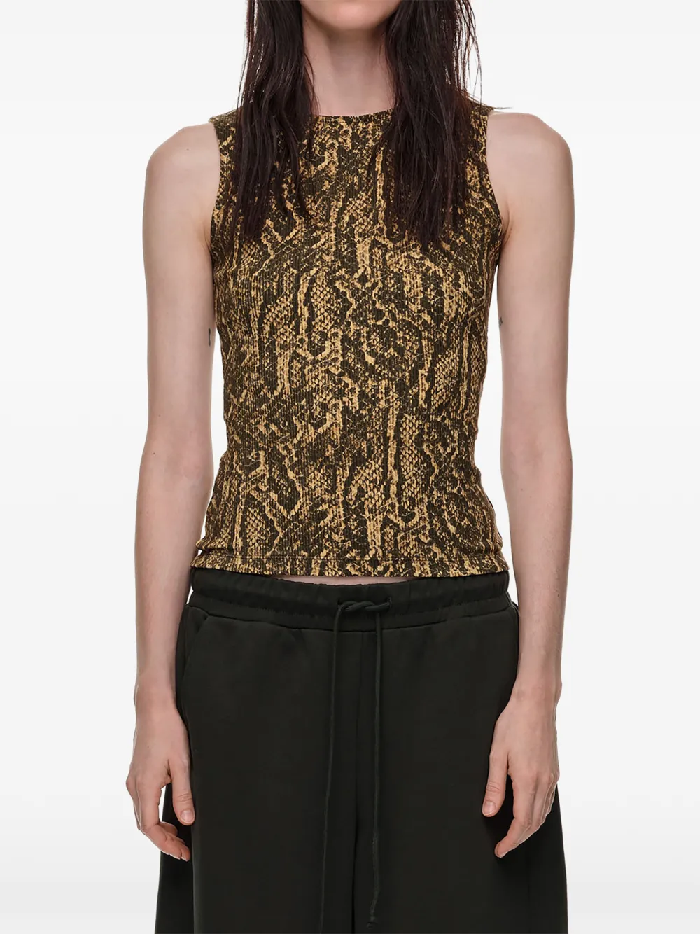 BIMBA Y LOLA Getailleerde top met boothals en mini-reptiel-effect Bruin