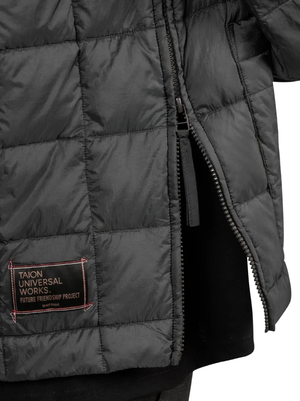 Universal Works x TAION Down Rams quilted jacket Grijs