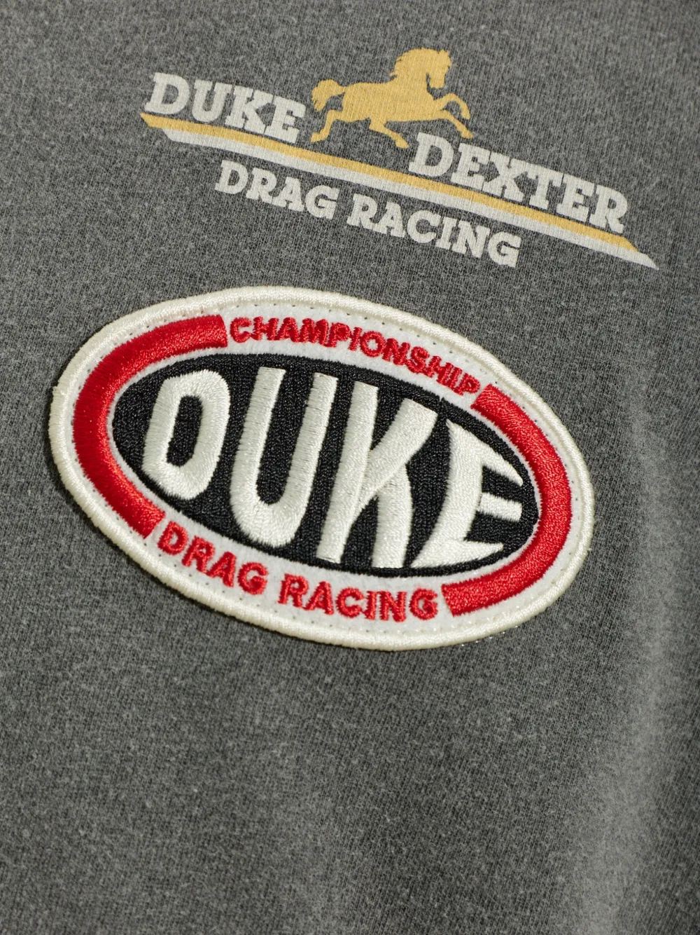 DUKE & DEXTER DR4 T-shirt met lange mouwen en patchdetail Grijs