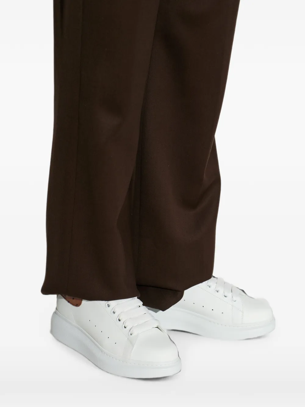 Alexander McQueen Oversized ostrich-effect sneakers Wit