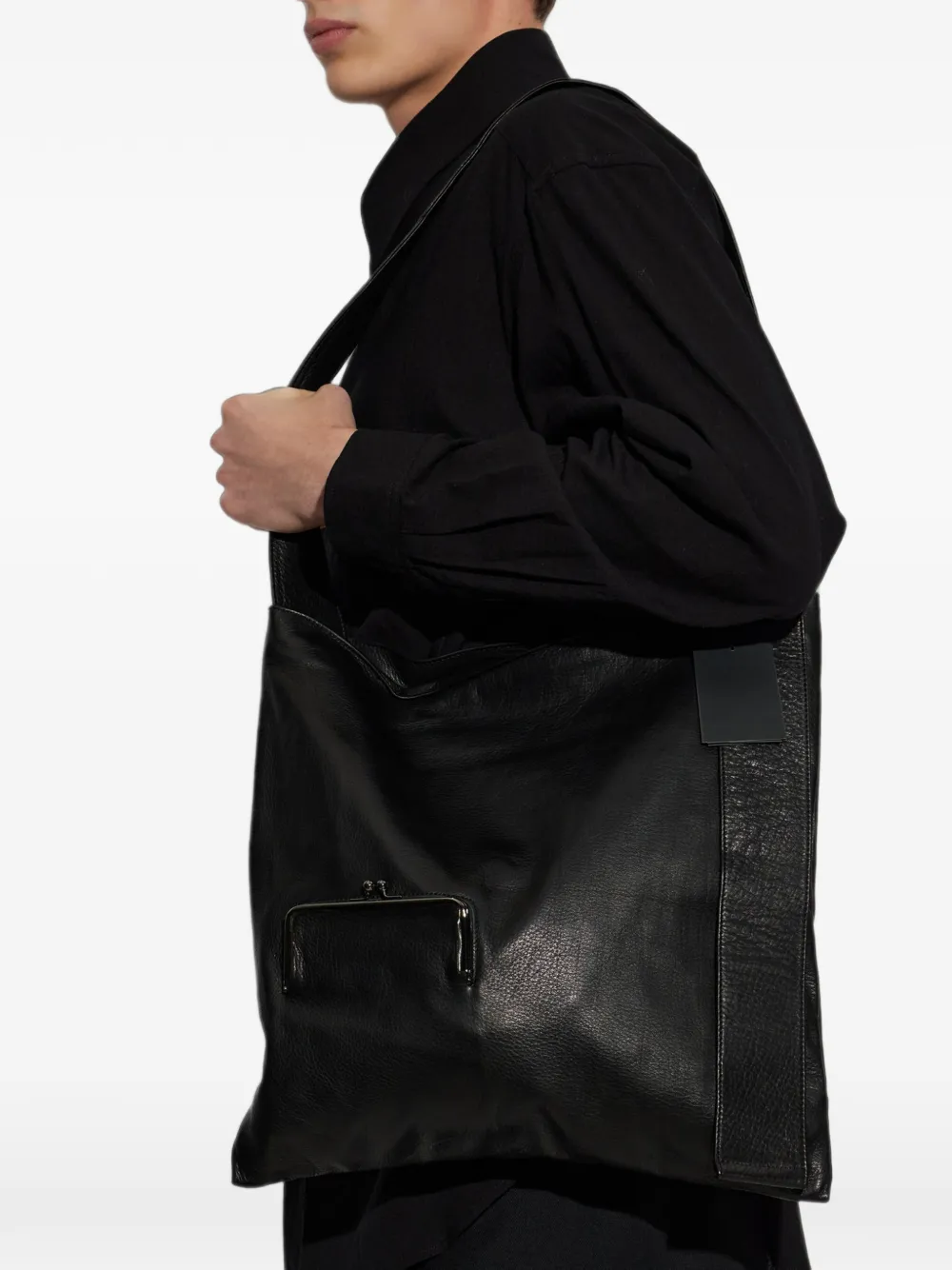 Discord Yohji Yamamoto Leren schoudertas met sluitingsdetail Zwart