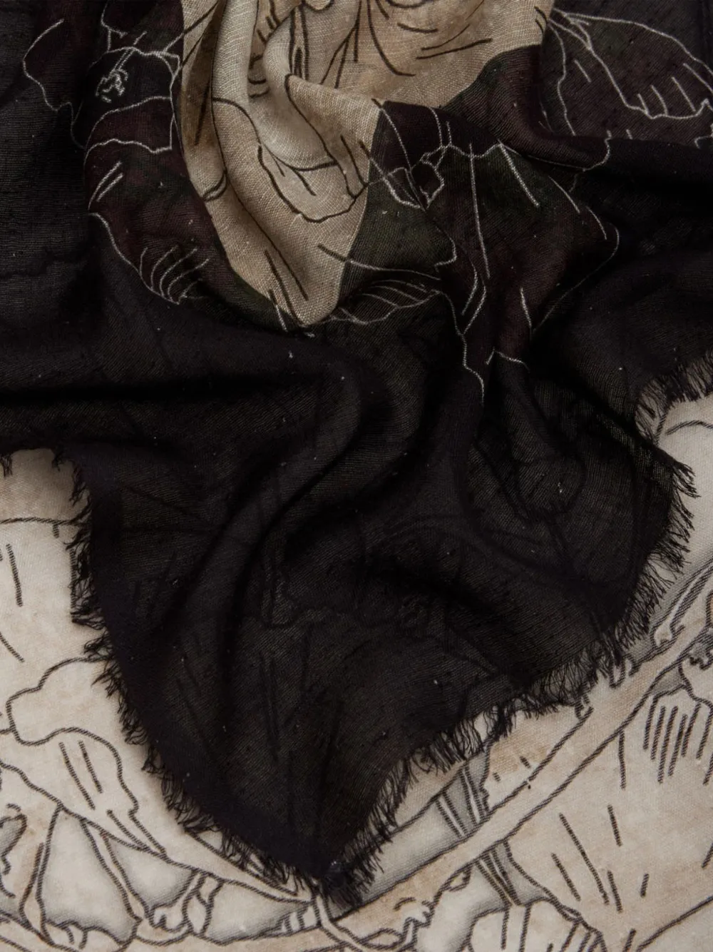 Faliero Sarti Ventily floral-print frayed scarf Beige