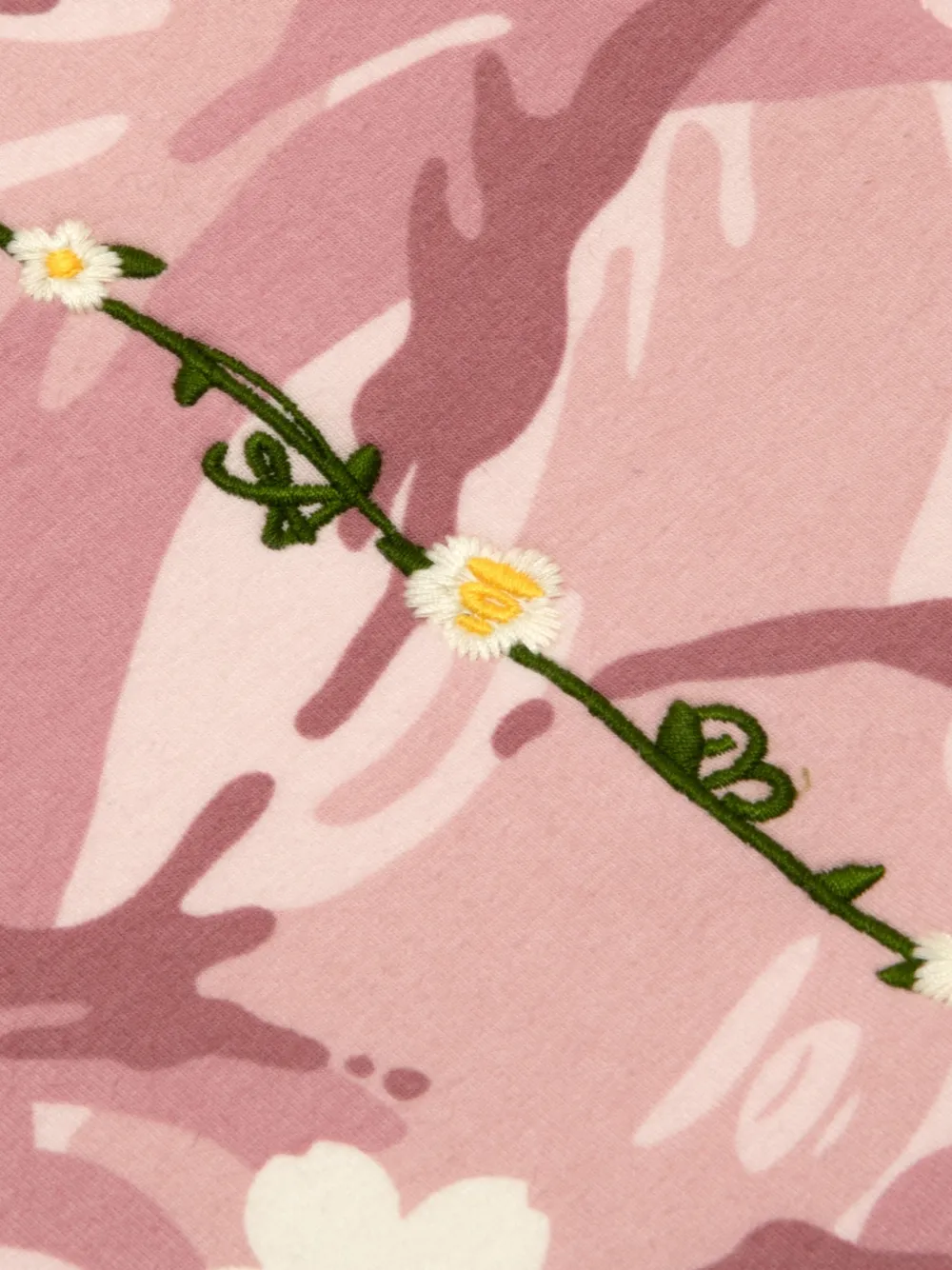 AAPE BY *A BATHING APE Sweater met geborduurd logo en camouflageprint Roze