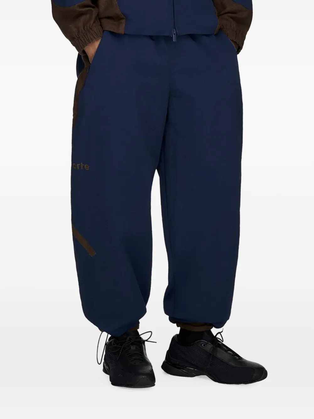 adidas x Arte Antwerp Z.N.E. trainingsbroek met contrasterend vlak Blauw