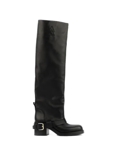 Elena Iachi botas con detalle de hebilla