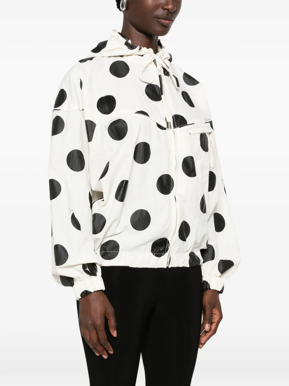 Jacquemus Jack met stippen en capuchon Wit