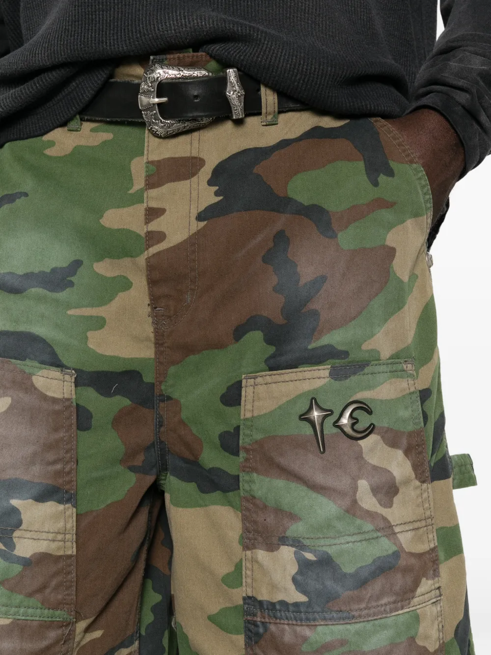 THUG CLUB Shorts met camouflageprint Groen