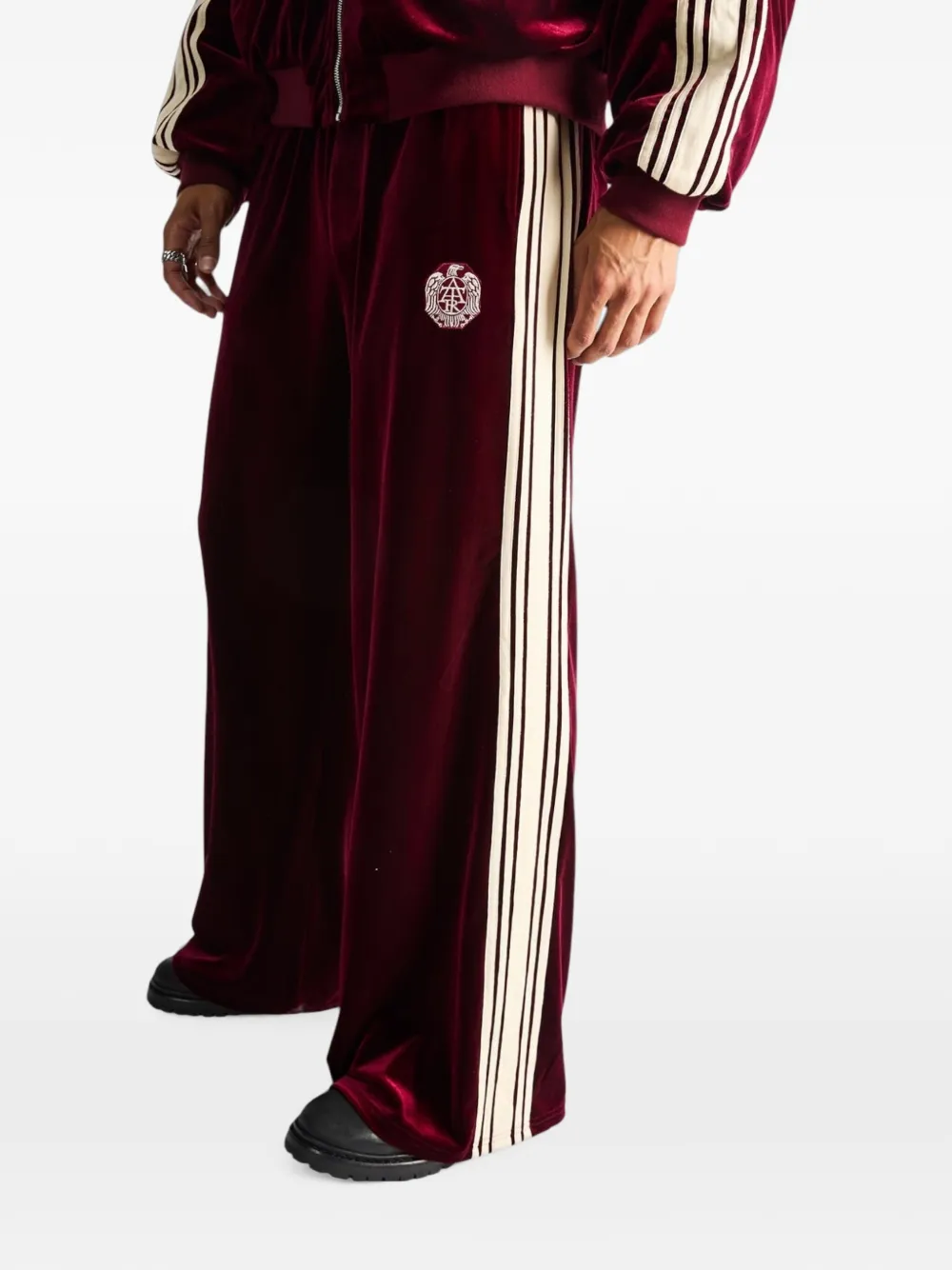 RTA Luxen trainingsbroek met wapenschild-patch Rood