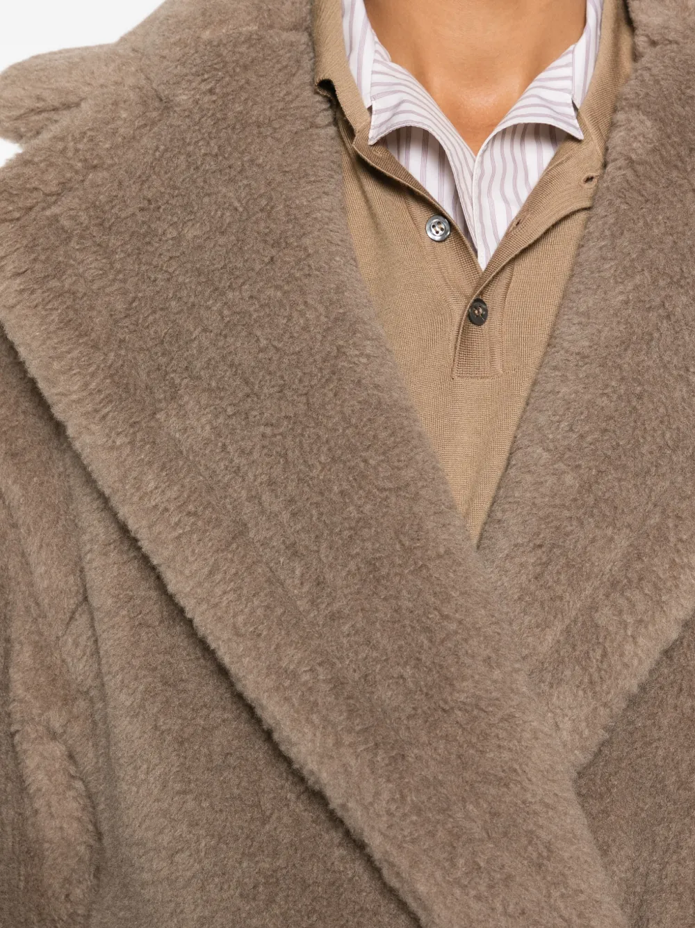 Max Mara Mantel met dubbele rij knopen Bruin