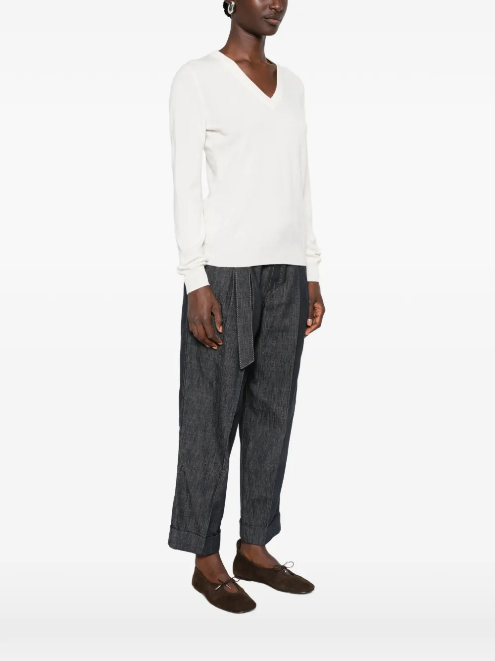 Brunello Cucinelli Trui met V-hals en lange mouwen Beige