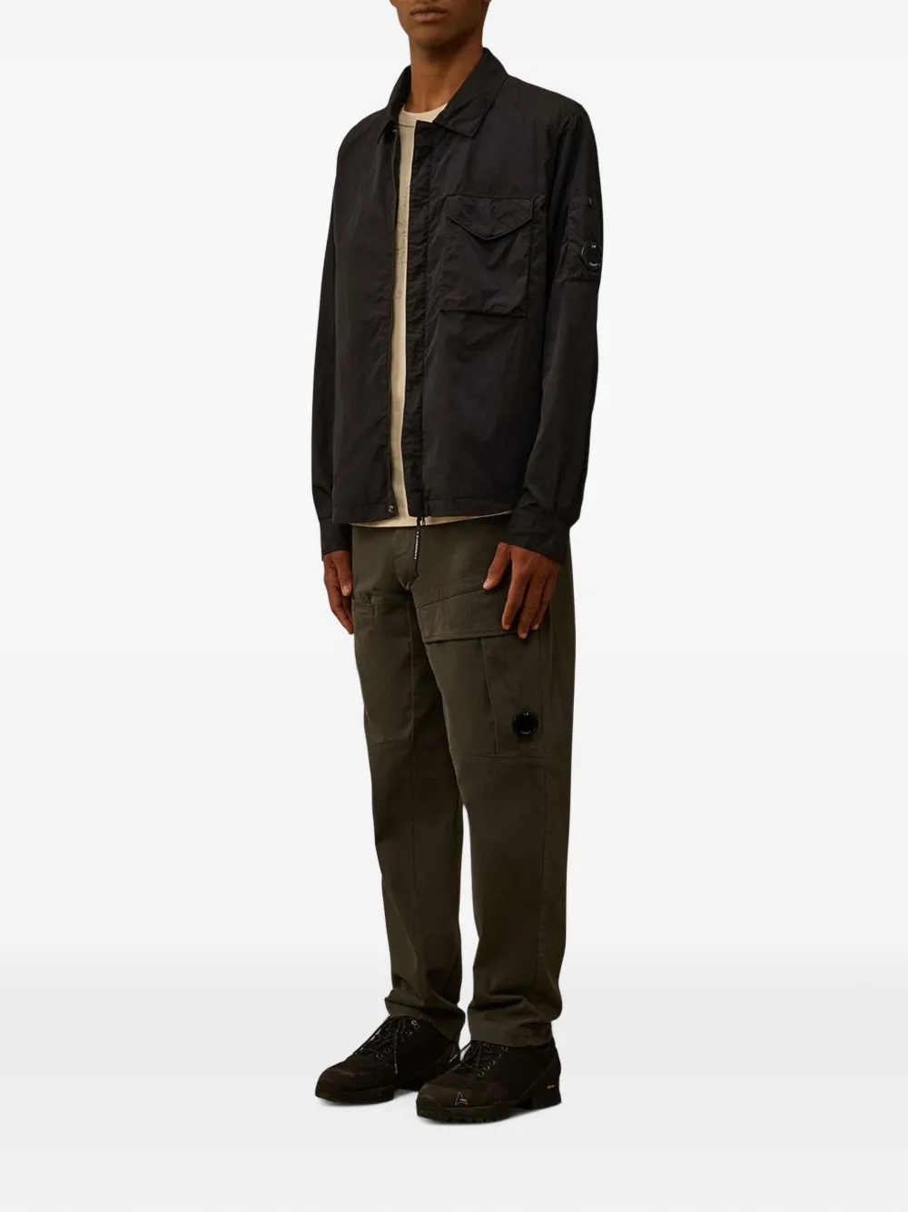 C.P. Company Lens-detail shirtjack met klepzak Zwart