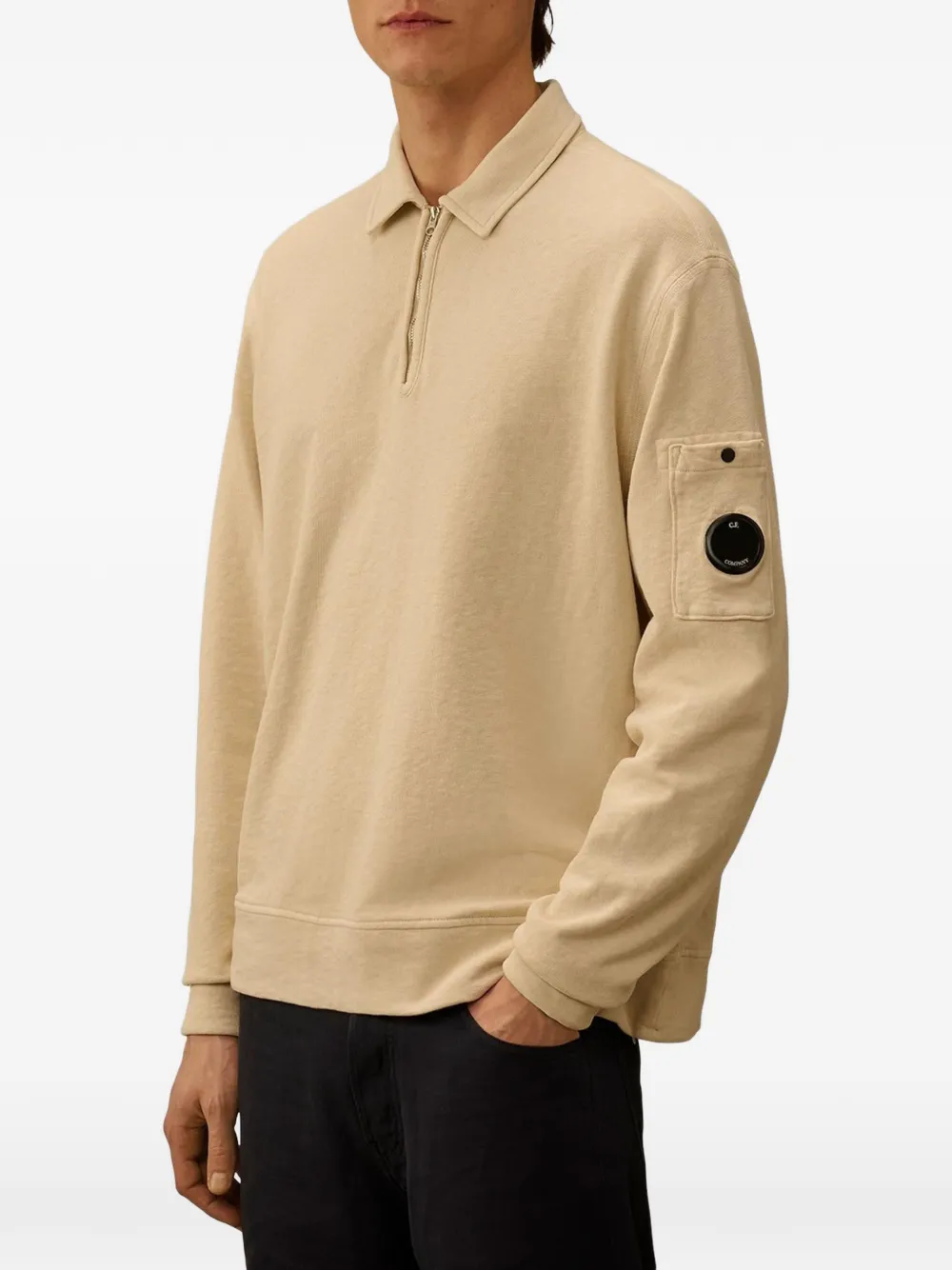 C.P. Company Sweater met kwartrits en Lens-detail Beige