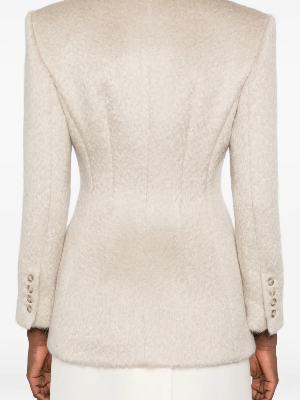 Magda Butrym Jack met dubbele rij knopen en gewatteerde schouders Beige