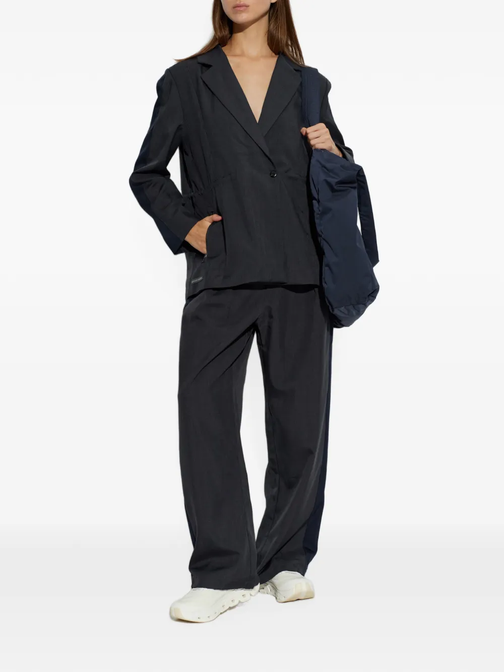 Rethinkit Studios Open-lapel Blazer In Gray