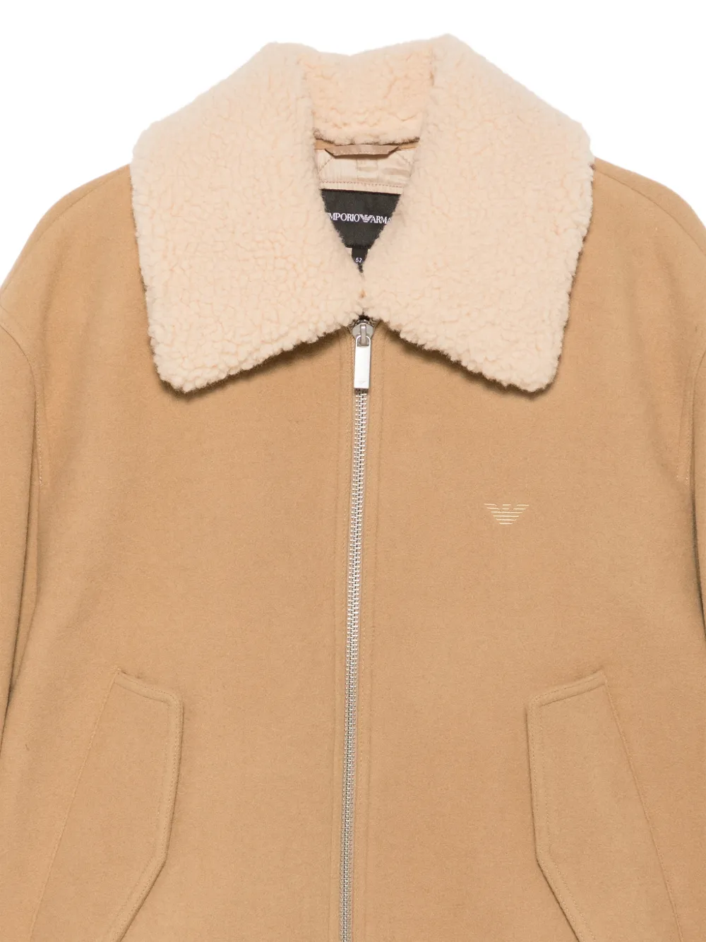 Emporio Armani Jack met lammy kraag en geborduurd logo Beige