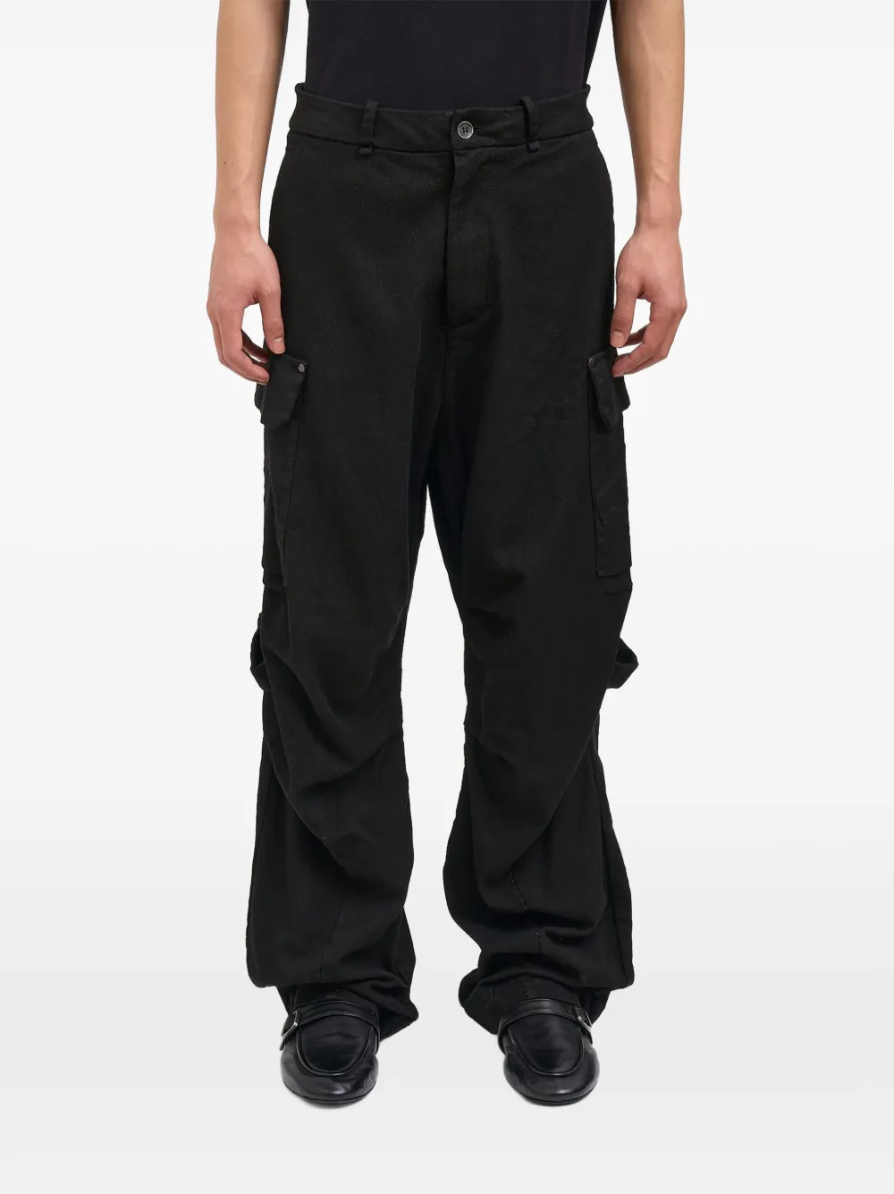 Masnada pantalon oversize à poches cargo - Noir Masnada pantalon oversize à poches cargo - Noir