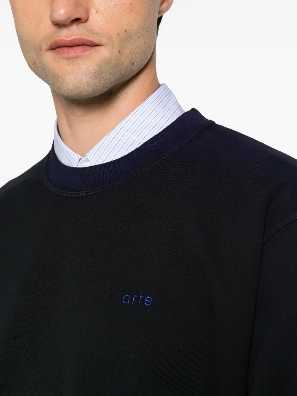 Arte Antwerp Sweater met geborduurd logo Blauw