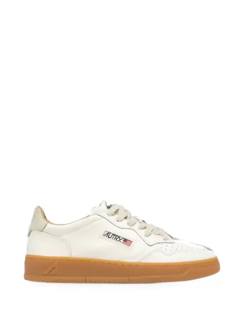 Autry Medalist low sneakers in leather