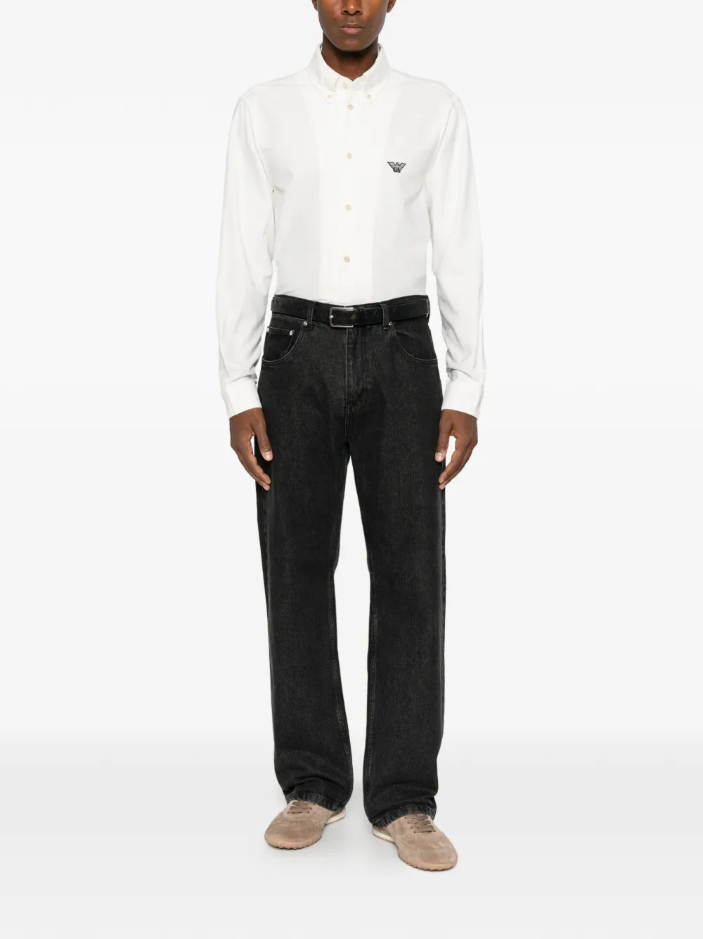 Emporio Armani logo-patch button-fastening shirt - Tons neutres Emporio Armani logo-patch button-fastening shirt - Tons neutres