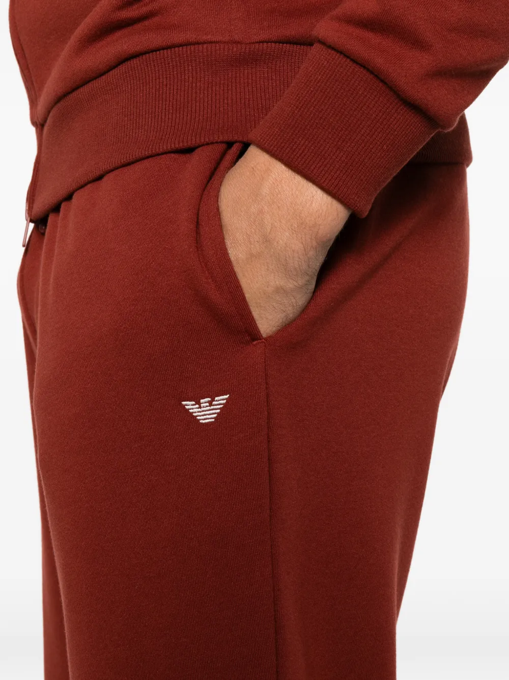 Emporio Armani logo-embroidered zip-up tracksuit Rood