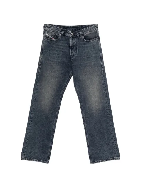 Diesel jean droit à effet délavé