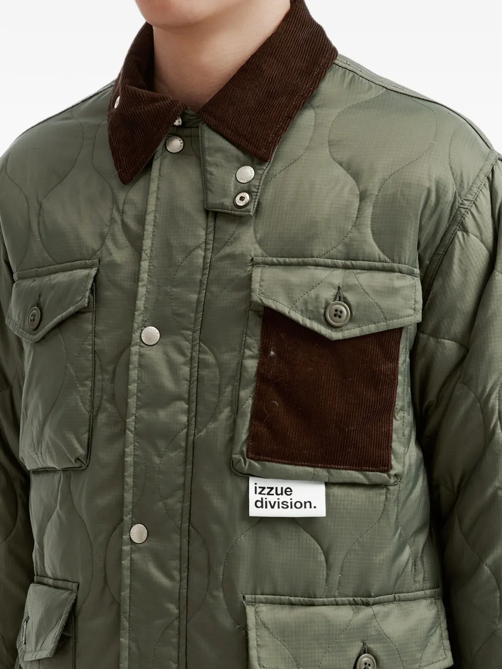 izzue quilted corduroy-collar jacket Groen
