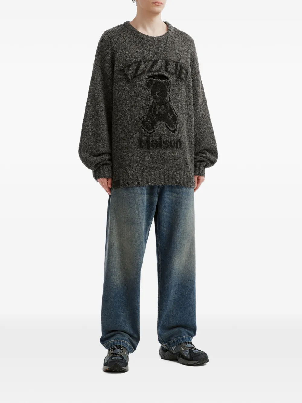 izzue logo-intarsia bear-motif sweater Grijs