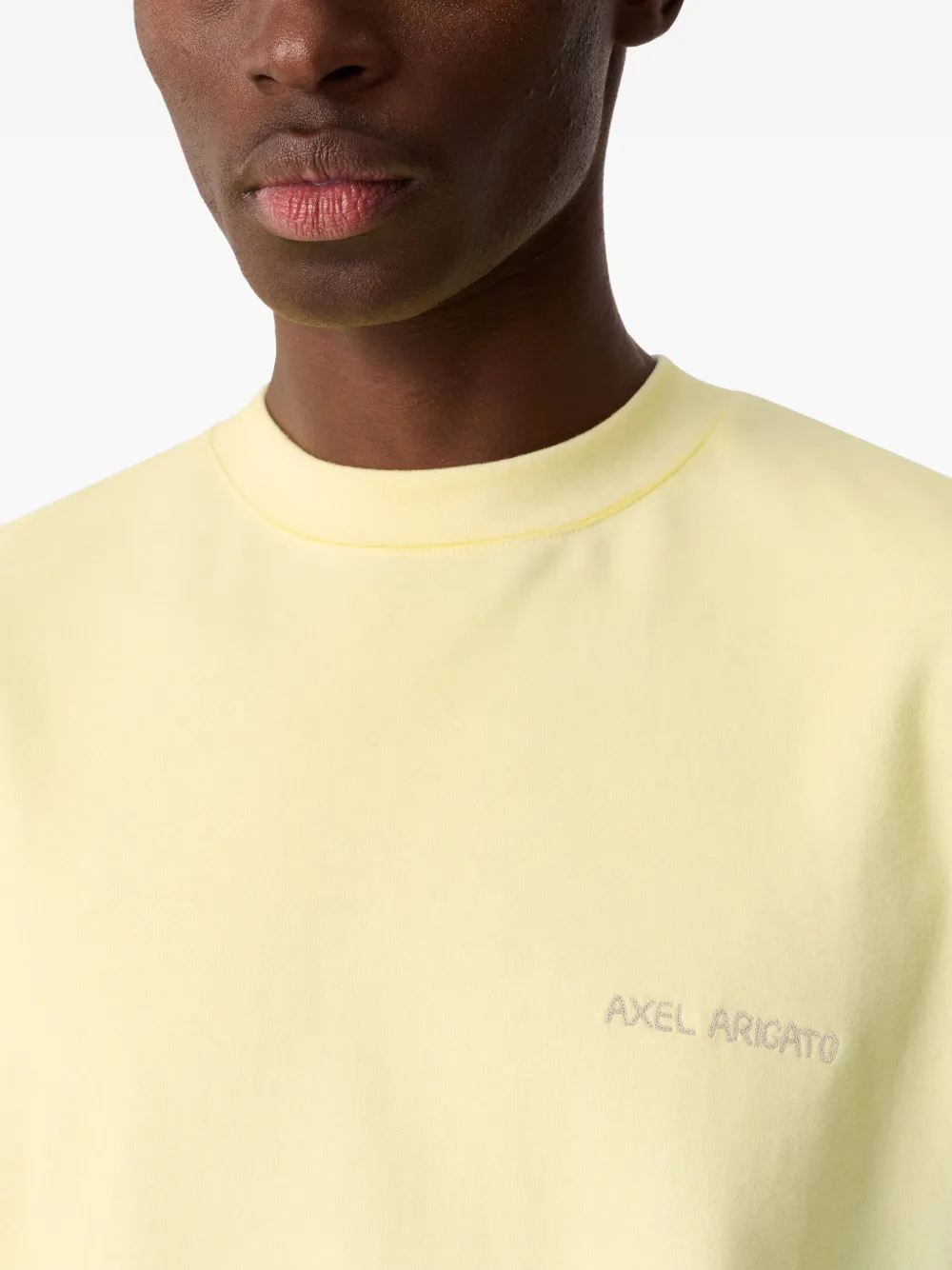Axel Arigato Gradient T-shirt met geborduurd logo Geel
