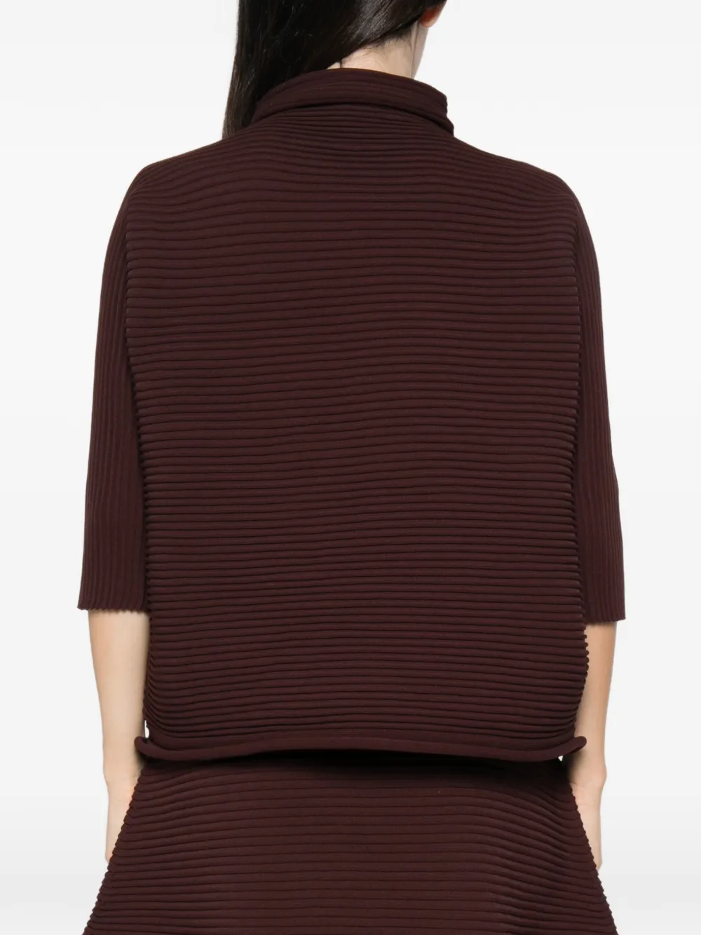Pleats Please Issey Miyake Top met hoge hals en plooien Bruin