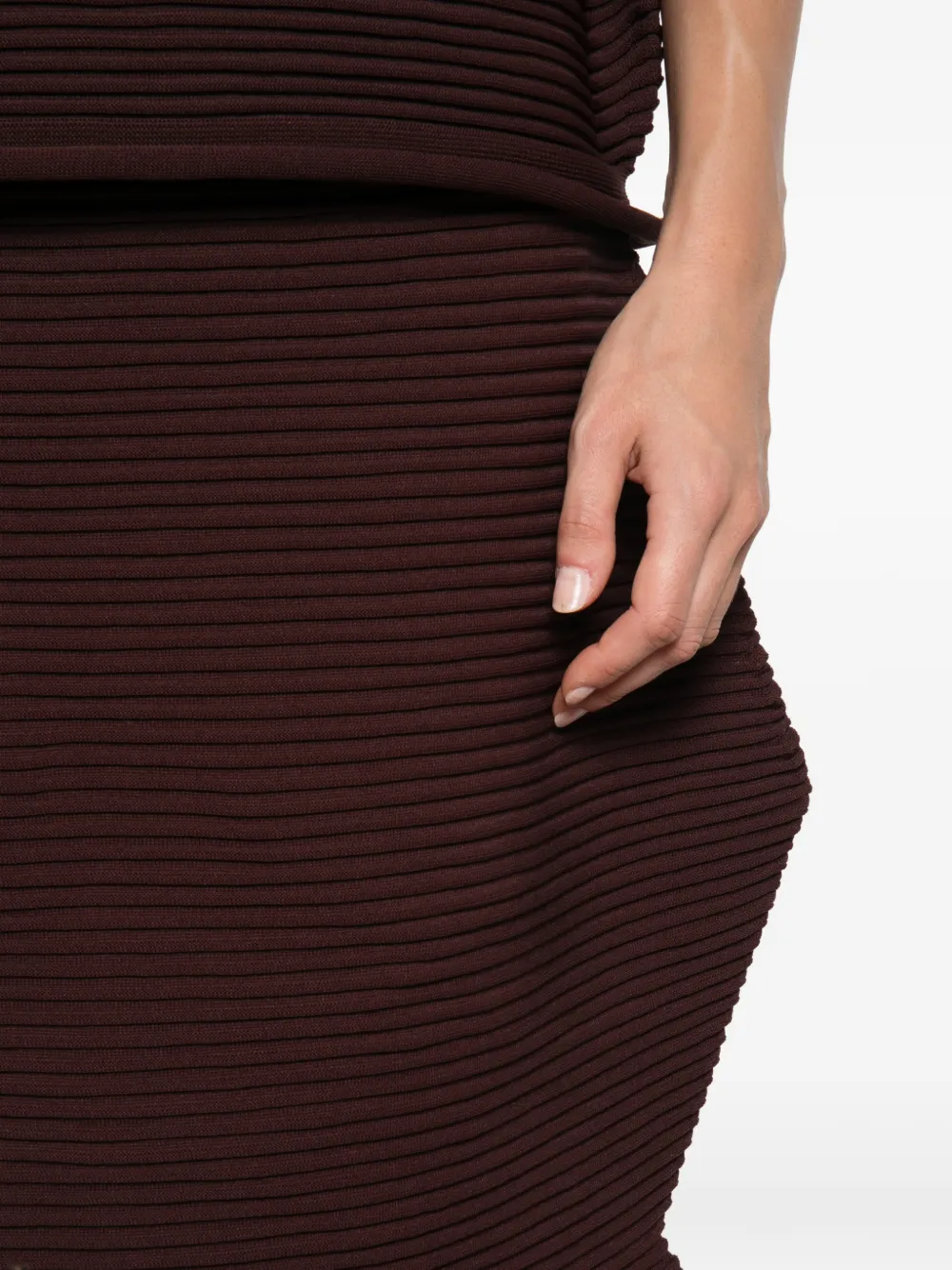 Pleats Please Issey Miyake Sculpturale plooirok Bruin