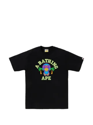 A BATHING APE®
