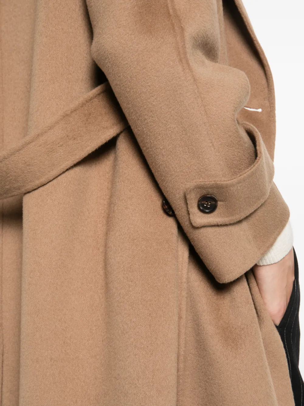 SEA WING Jas met knoopmanchetten en ceintuur Beige