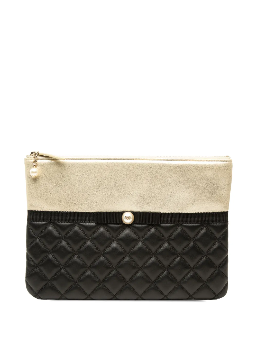 CHANEL Pre-Owned 2016-2017 Medium Quilted Lambskin and Metallic Calfskin Pearl O Case clutch bag - Oro